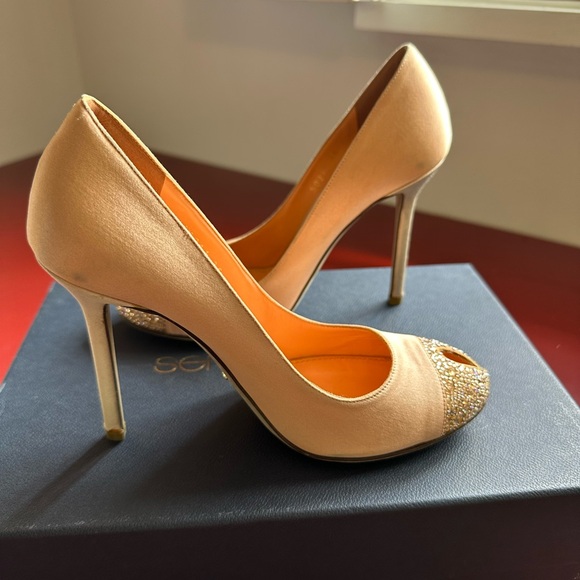 Sergio Rossi Pink Satin Pumps with Rhinestone Peep Toe. New with Tags. Size 36 - Picture 7 of 10